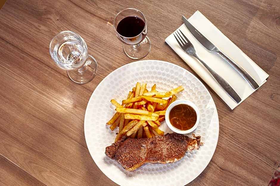 Brit Hotel Caen Nord - Mémorial