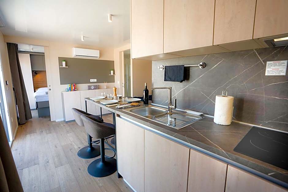 Mobile Homes Camp Perna - Adriatic Kampovi