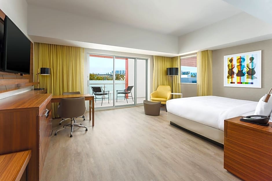 Courtyard by Marriott Santa Monica