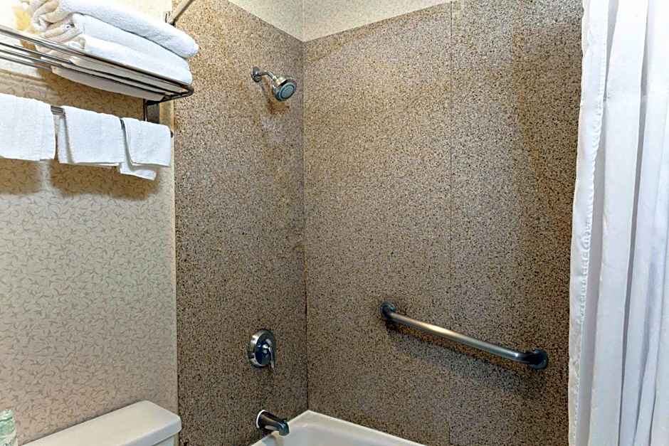 Days Inn by Wyndham Alhambra CA