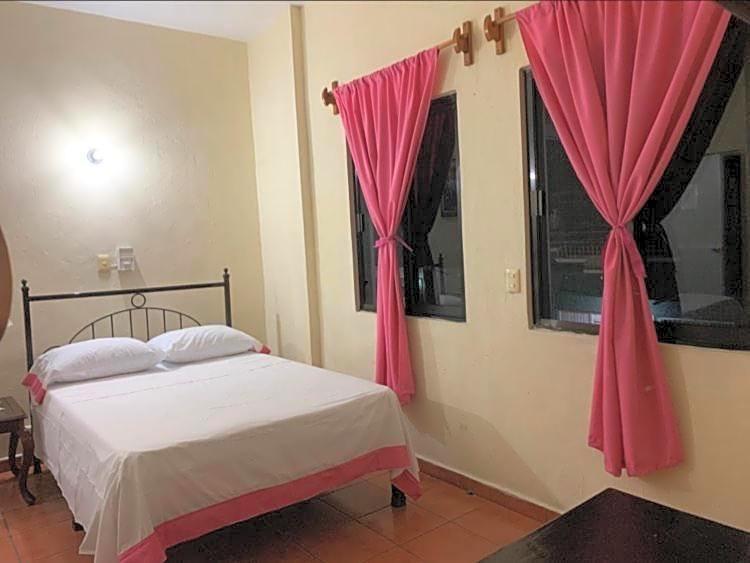 Hotel Jacaranda