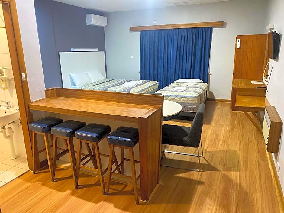 Tollgate Motel