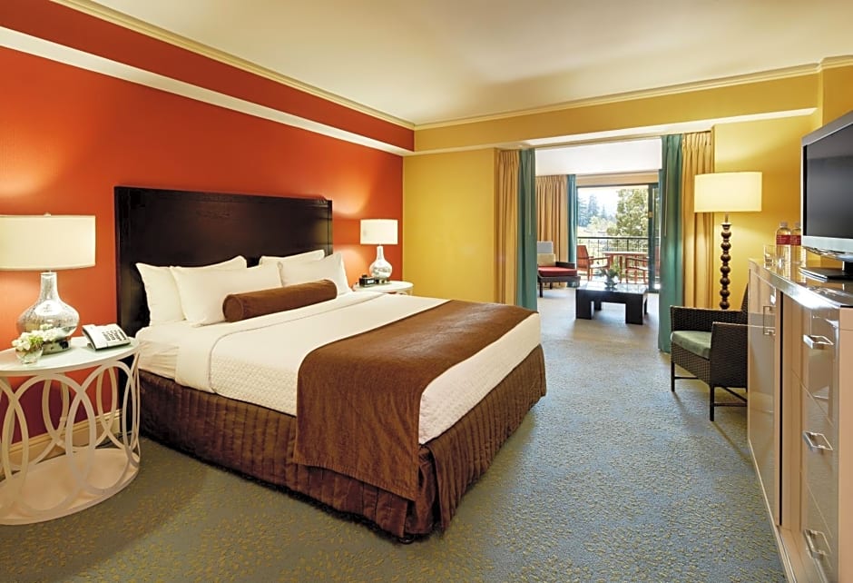Crowne Plaza Cabana Hotel by IHG