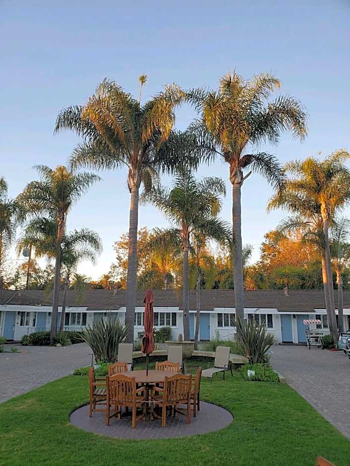 Marina Beach Motel