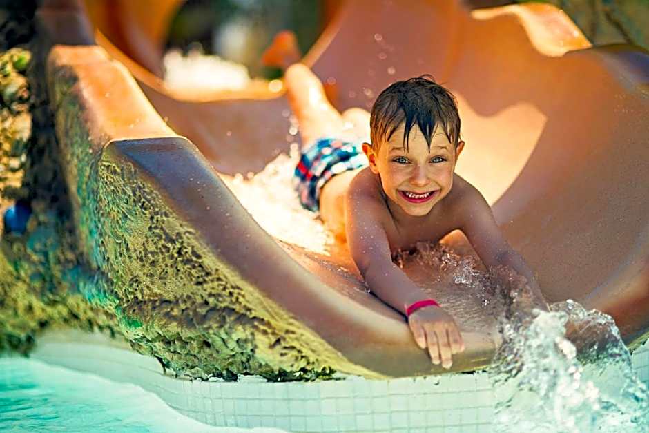 Comfort Suites Paradise Island