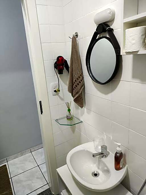 Apê completo em Copacabana/RJ.