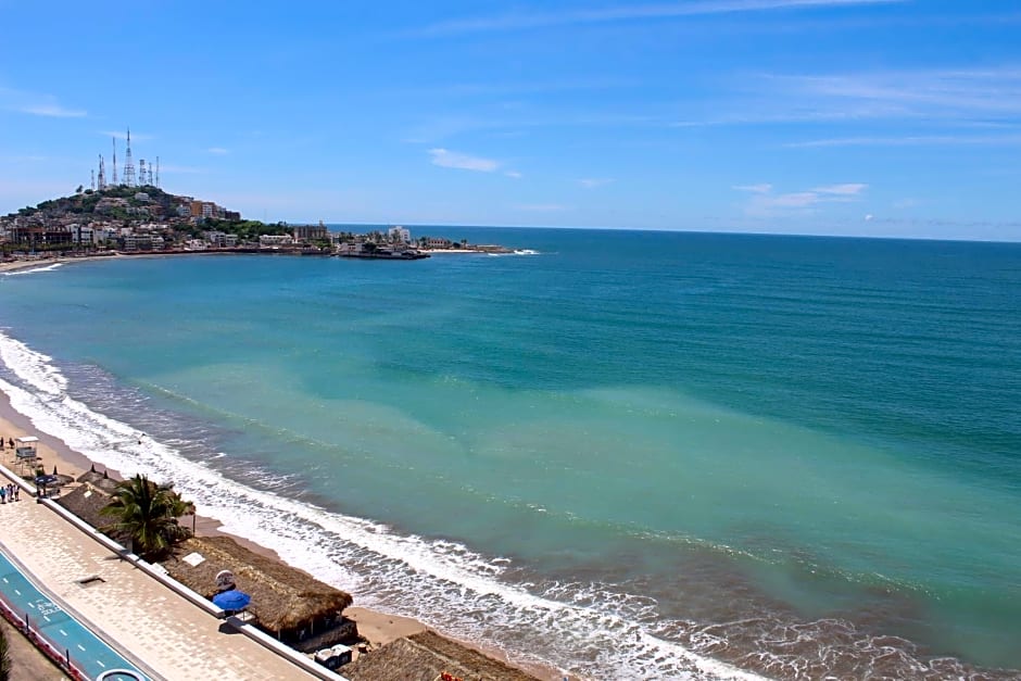 Hotel Playa Marina