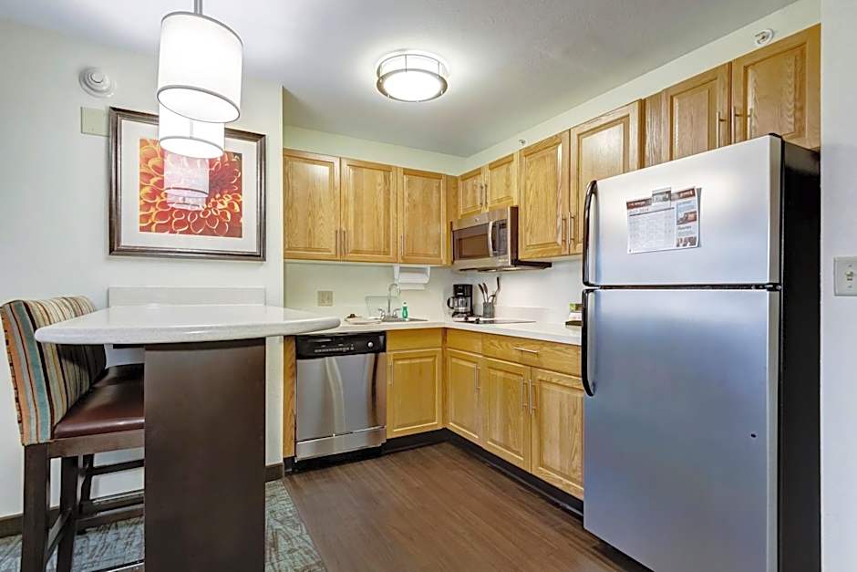 Staybridge Suites O'Fallon Chesterfield By IHG