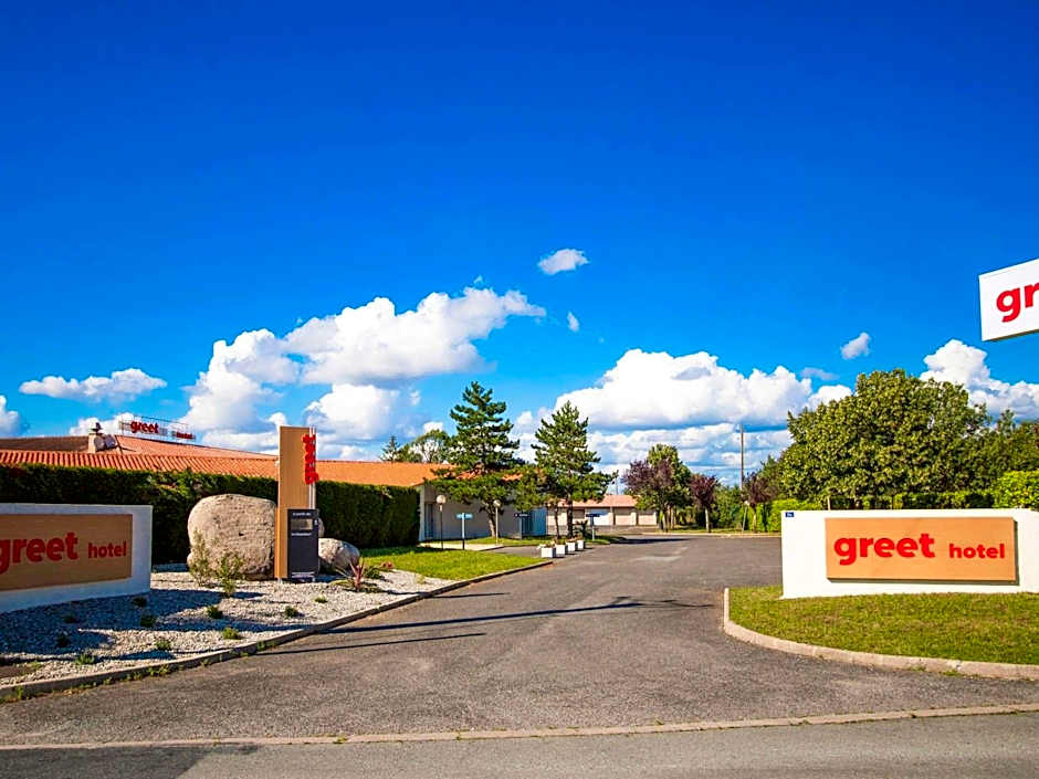 greet Hotel Castres Saix
