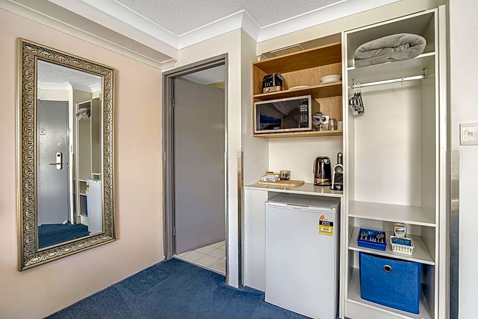 Nelson Towers Motel & Apartments