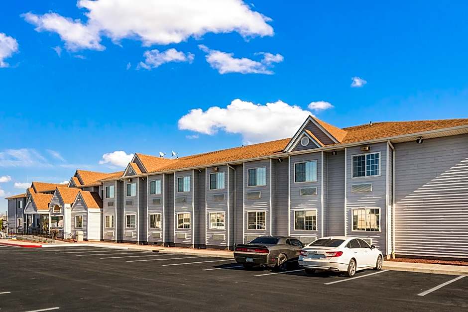 Quality Inn & Suites near NAS Fallon