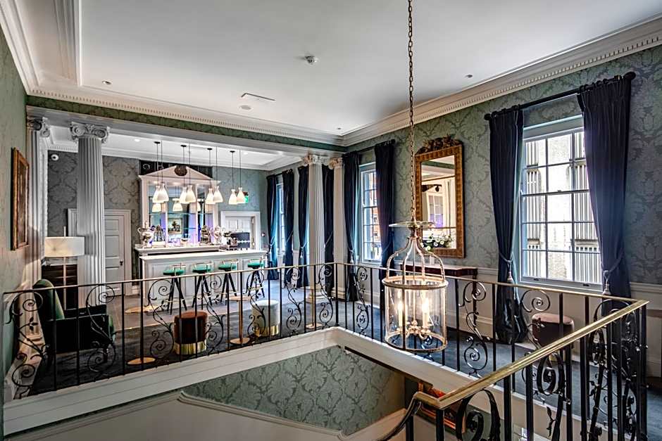 No. 30 Knightsbridge