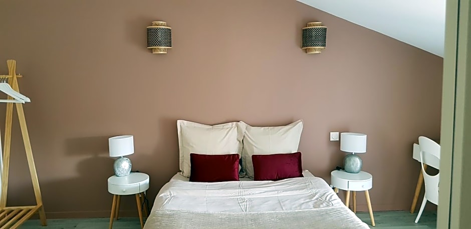 COUR LA DAME chez Béatris et Christophe Janson