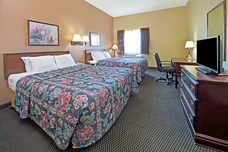 2 queen bed, mobility accessible room, non-smoking