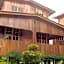 Borneo Tree House