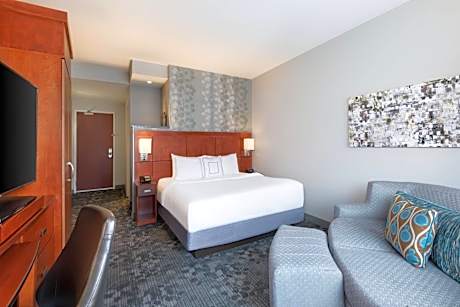 King Room with Roll-In Shower and Sofa Bed - Mobility Access/Hearing Accessible