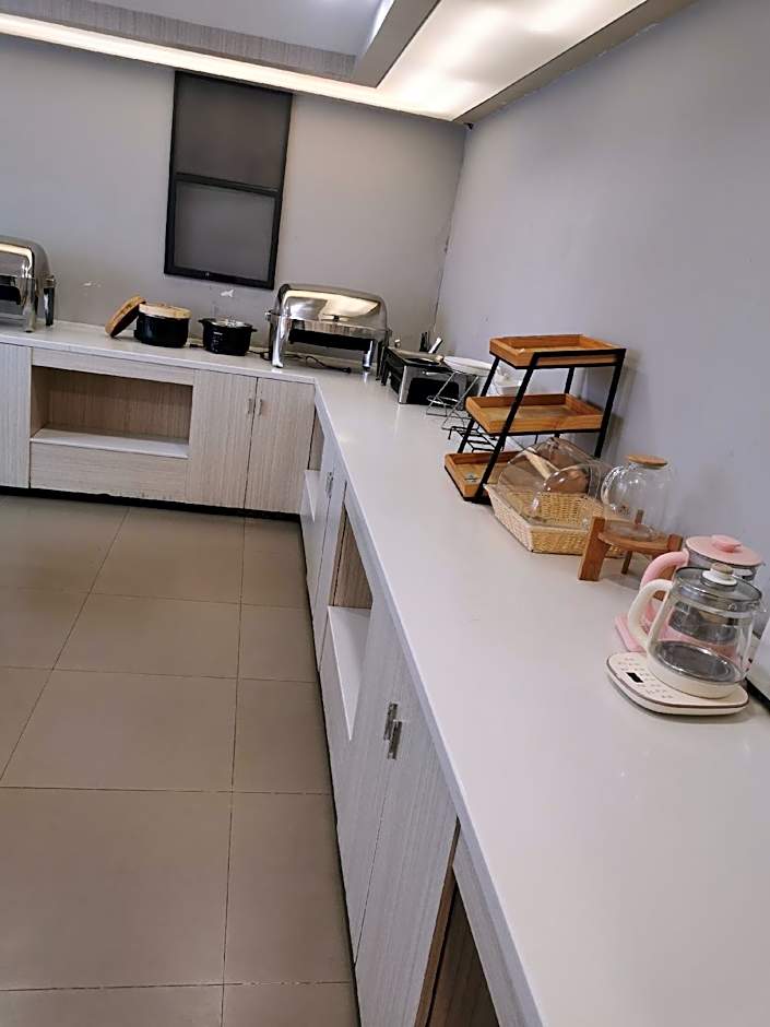 Hanting Hotel Shenzhen Baoan Xixiang Passenger Terminal