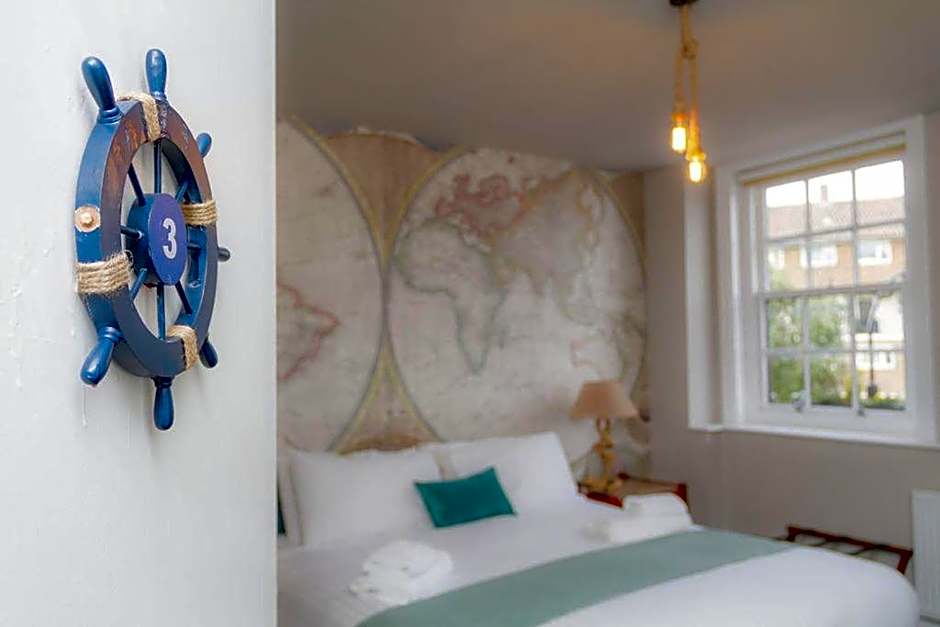 The Captain Cook Inn