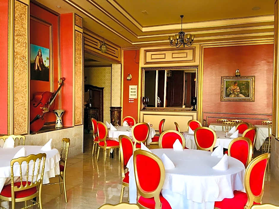 Hotel Les Ambassadeurs