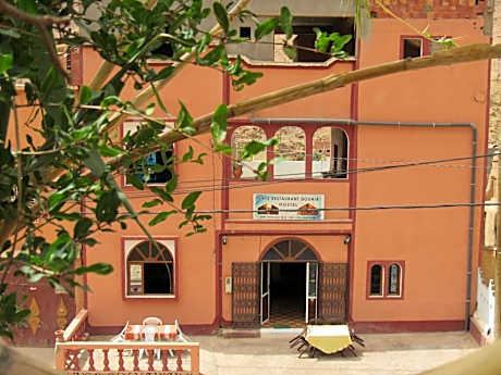 Dounia Hostel