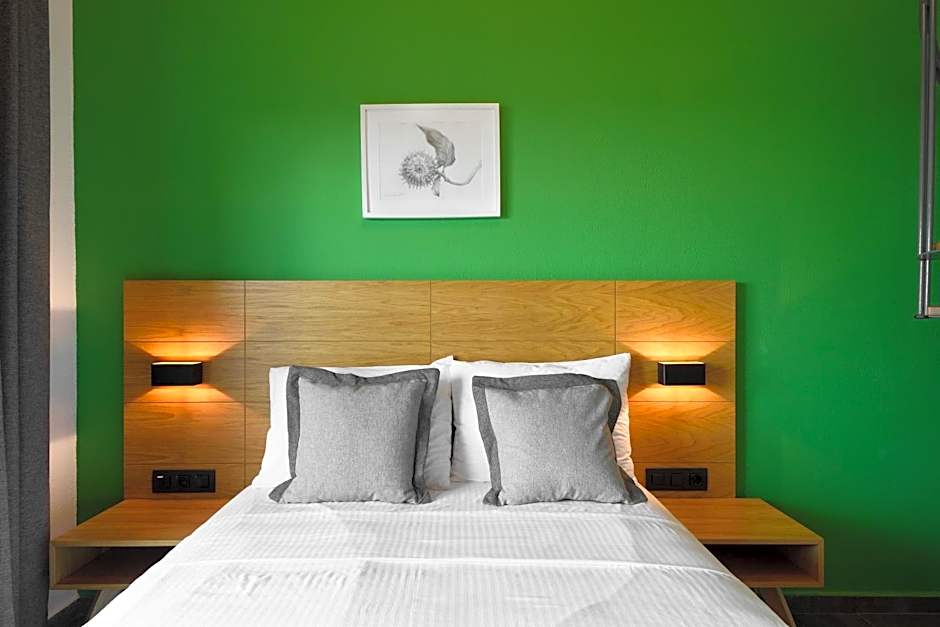 Botanica Luxury Suites