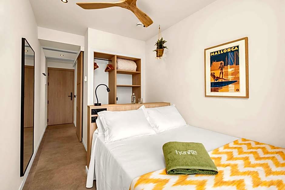Tangerine by Honne Hotels - Adults Only