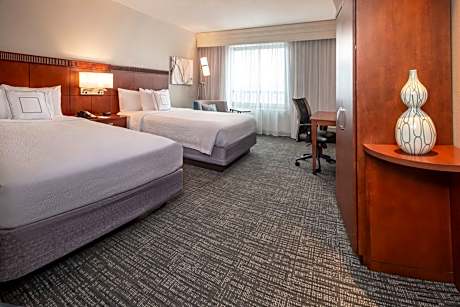 Queen Room with Two Queen Beds and Roll-in Shower - Mobility and Hearing Accessible