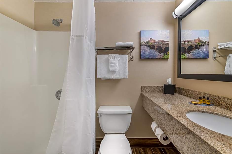 Best Western Plus Waltham Boston