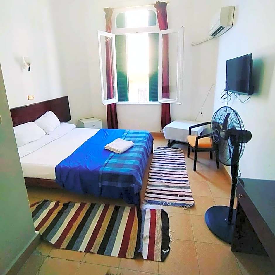 Transit Alexandria Hostel