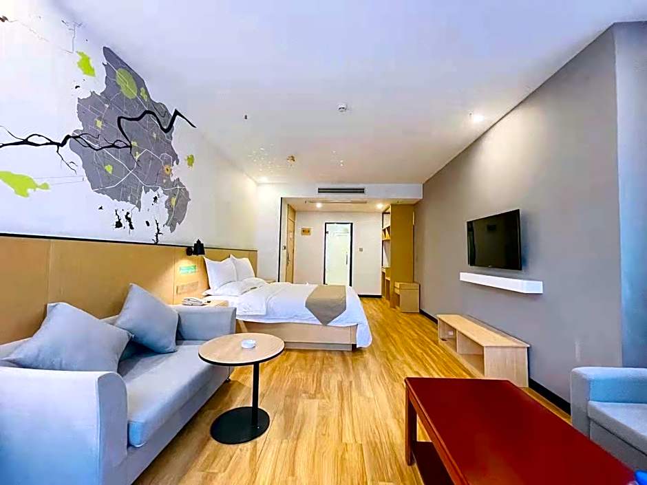 Vatica Suzhou Xiaoxian  Longhu Road Hotel