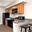 Eagle's Den Suites Kenedy a Travelodge by Wyndham