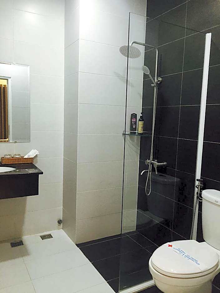 Victory Airport Hotel