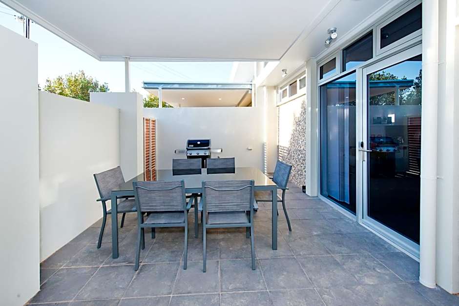 Loxton Courthouse Apartments