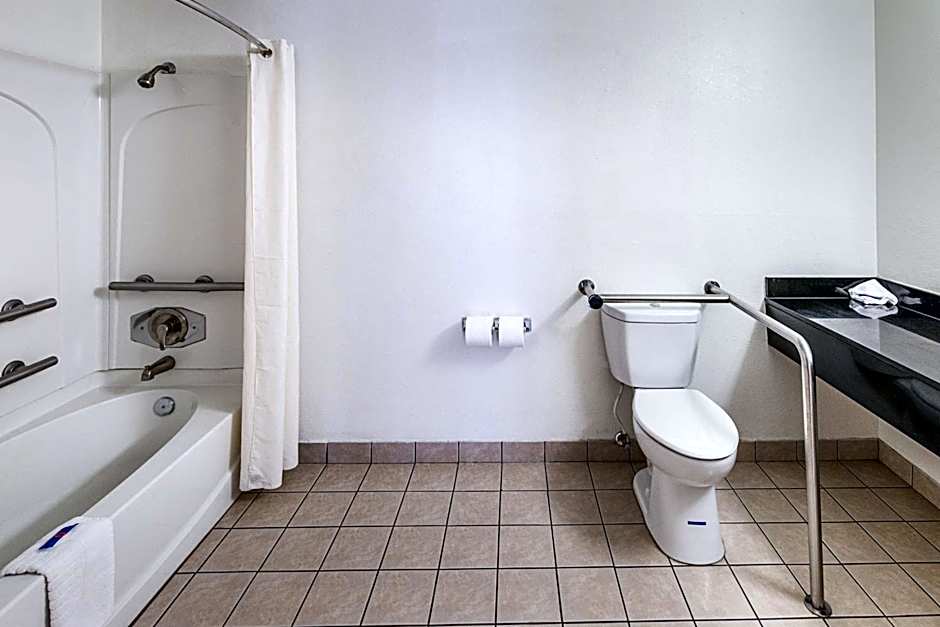 Motel 6-Waxahachie, TX