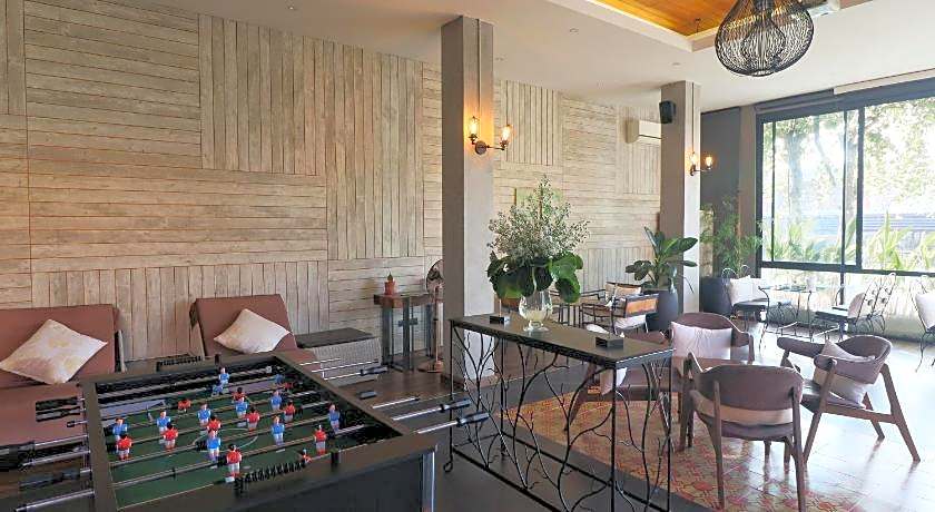 Amphawa Na Non Hotel & Spa