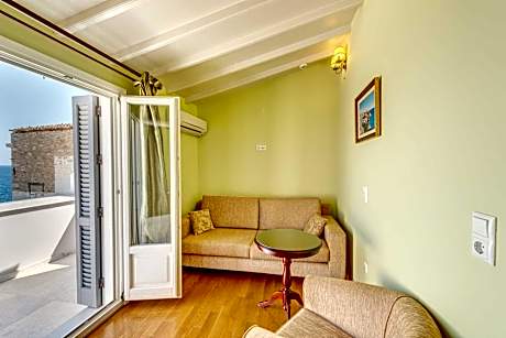 Superior Suite with Balcony and Sea View
