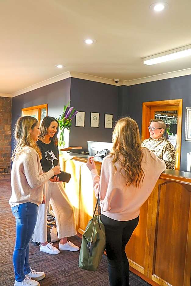 Julie-Anna, Bendigo