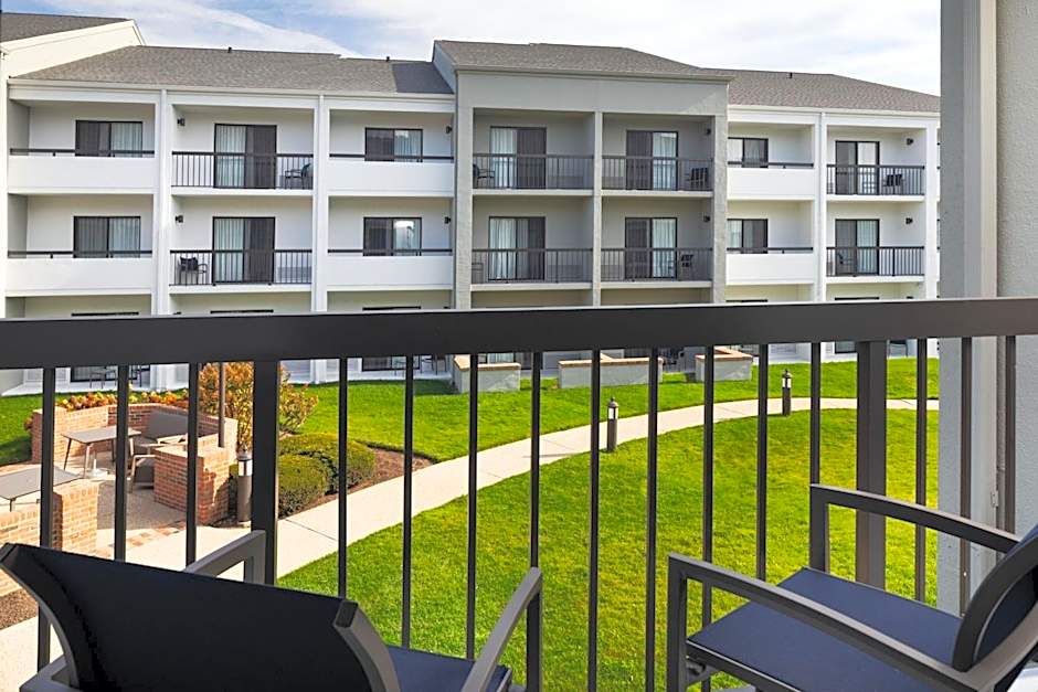 Courtyard By Marriott Chicago Waukegan/Gurnee