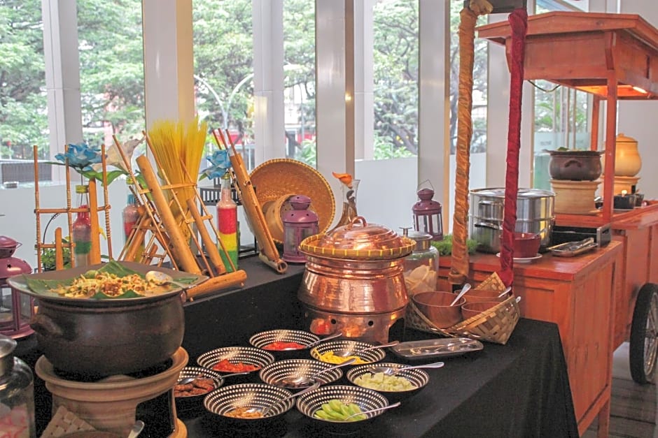 Mercure Serpong Alam Sutera Hotel