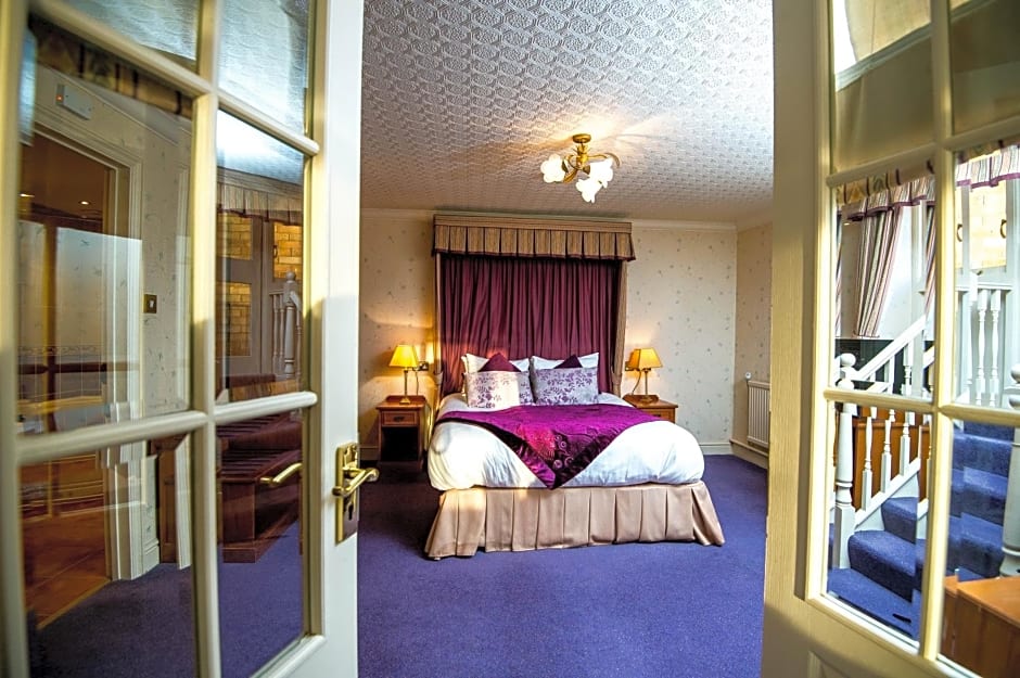 Ivy Bush Royal Hotel by Compass Hospitality