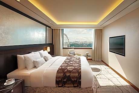 Breakfast and Club lounge Included - DELUXE SUITE DOUBLE