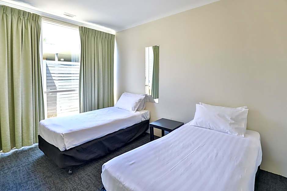 Cottonwood Motor Inn