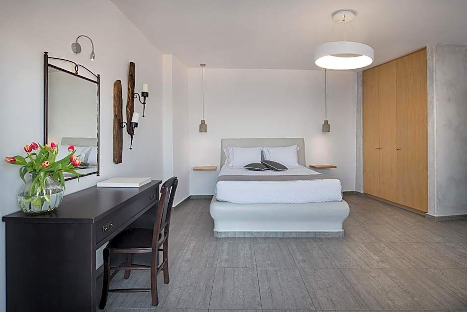 Apanemo Hotel & Suites