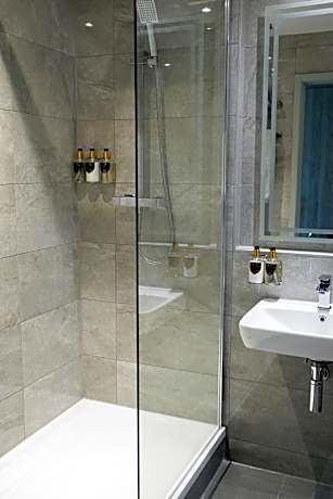 Deluxe Double Room with Lake View