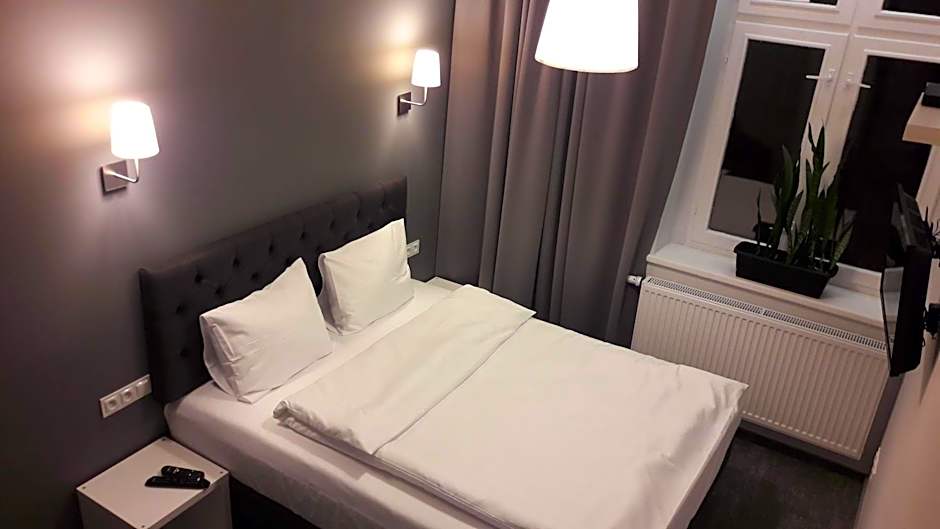 PRZYSTANEK KATOWICE Mariacka 26