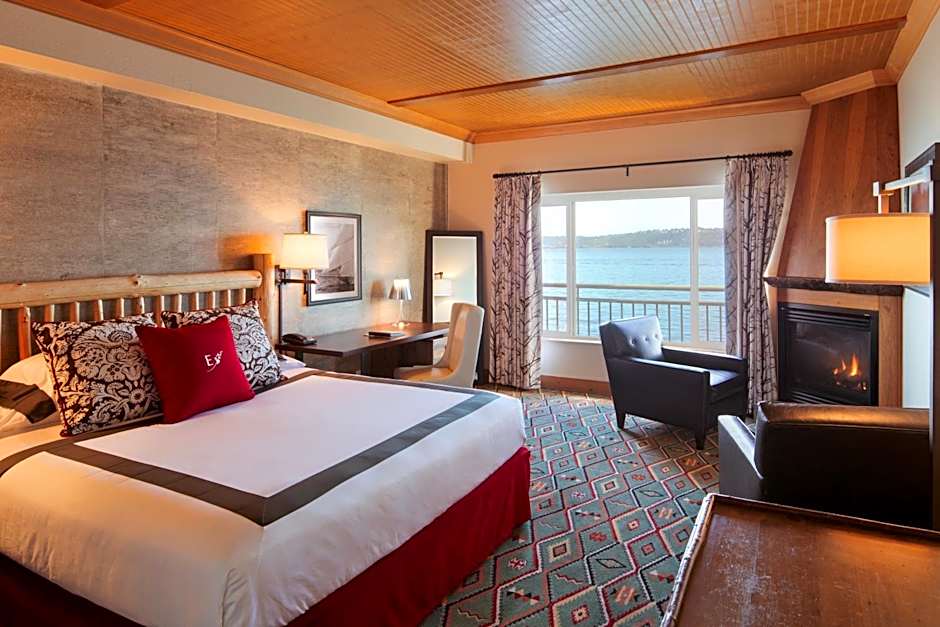 The Edgewater, A Noble House Hotel