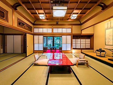 Japanese Room with Open-Air Hot Spring Bath