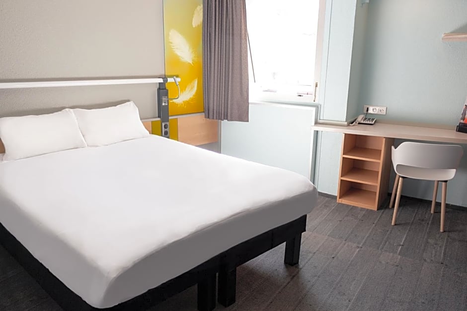 ibis Paris Gennevilliers