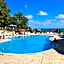 Ahilea Hotel - Free Pool Access