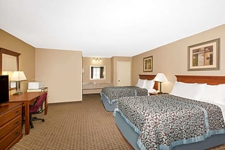 2 Double Beds Non-Smoking